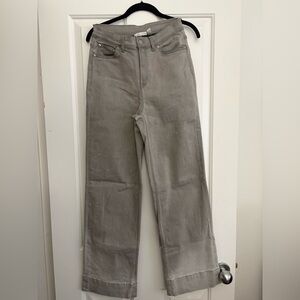 Denim&Co Women's Straight Leg Jeans in Light Gray